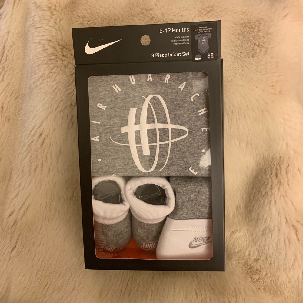 Nike onesie gift pack